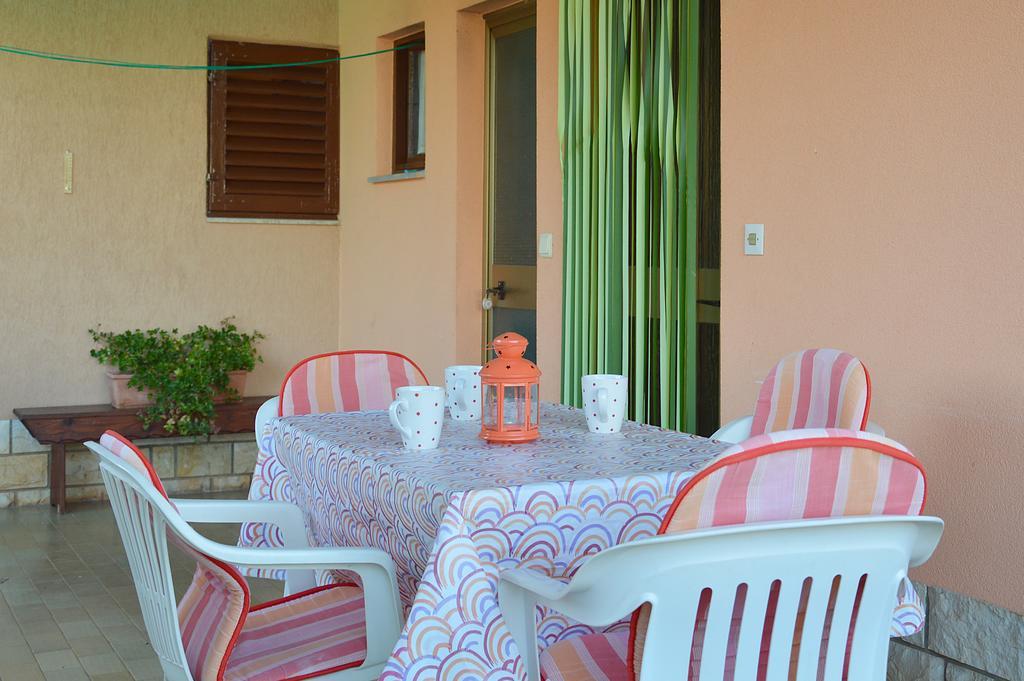 Giardino Apartamento Umago Exterior foto
